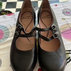 Black leather Dansko Mary Jane